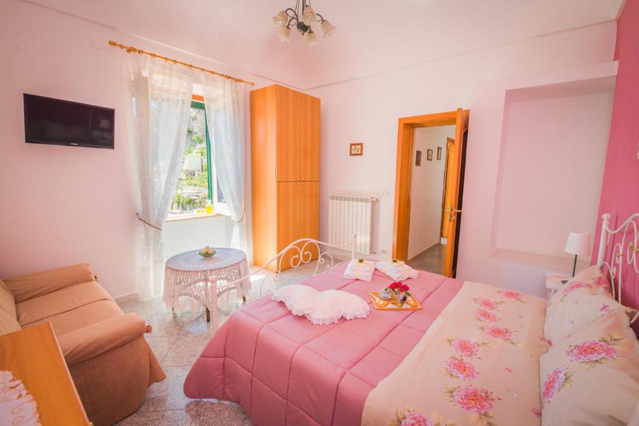 La Villa Di Enzo Casa Vacanze Con Vista Mare أمالفي المظهر الخارجي الصورة