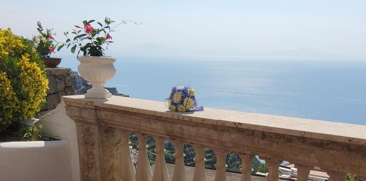 La Villa Di Enzo Casa Vacanze Con Vista Mare أمالفي المظهر الخارجي الصورة